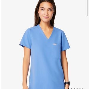 NWOT FIGS Catarina One Pocket Scrub Top